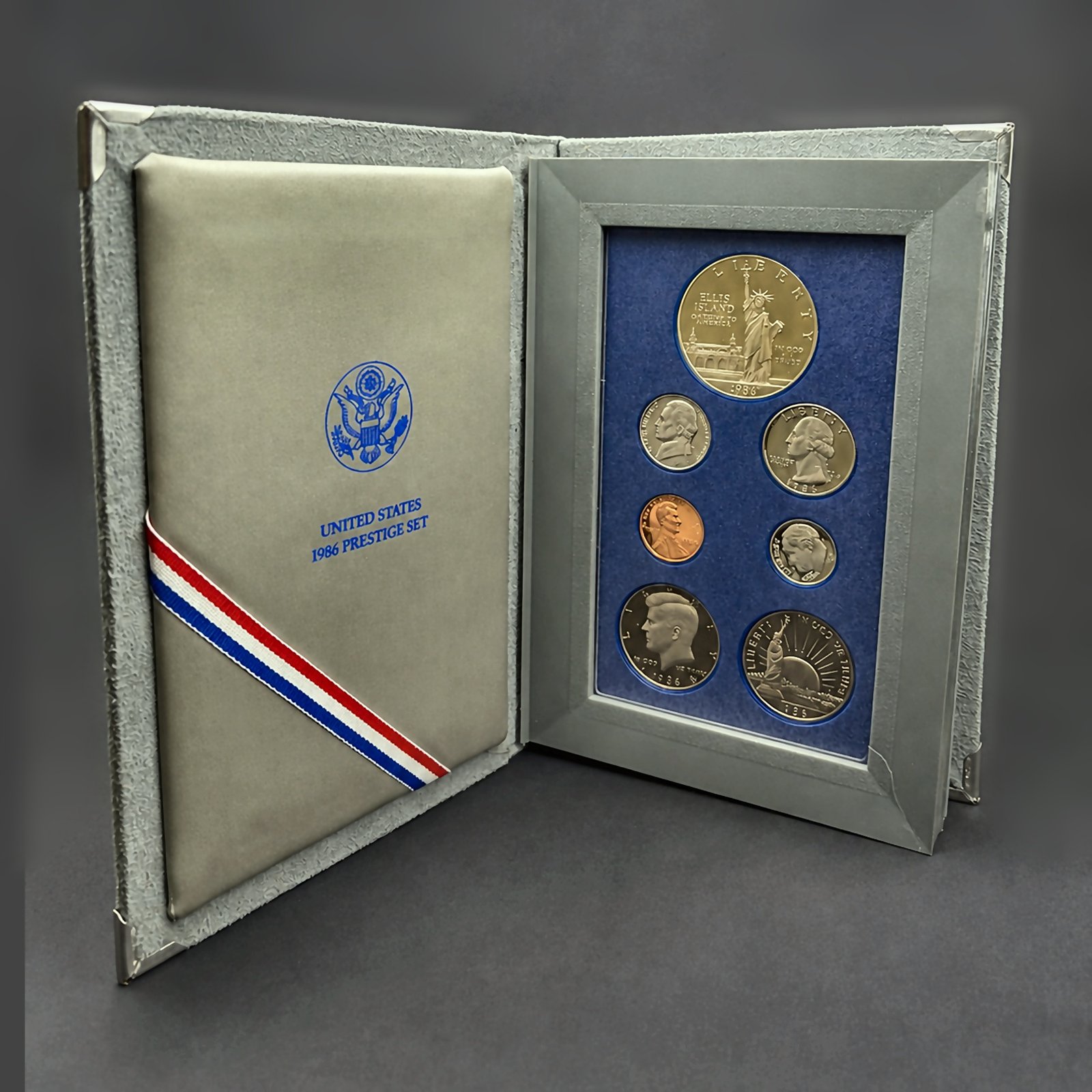 1986 United States Mint Prestige Set - Image 4