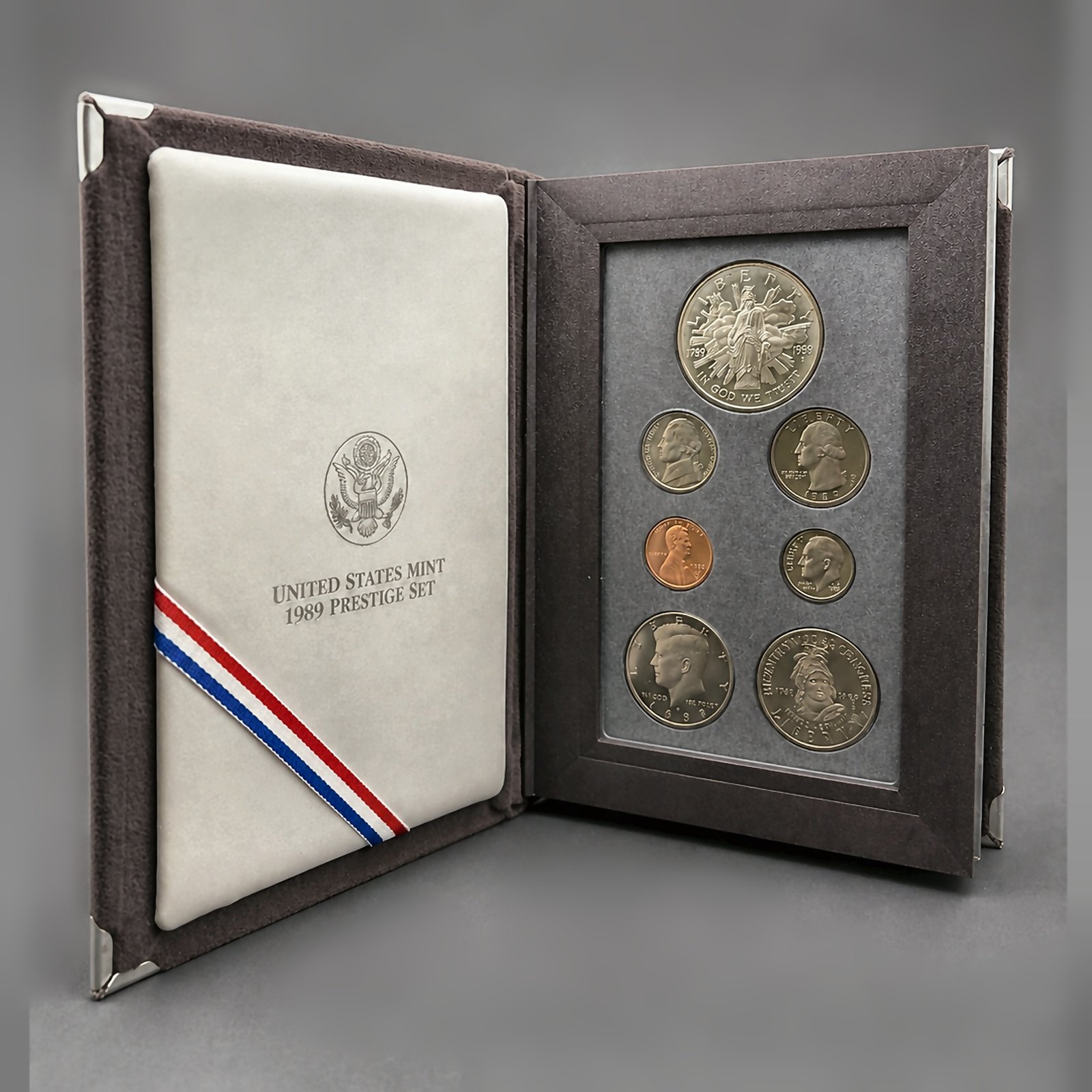 1989 United States Mint Prestige Set - Image 4